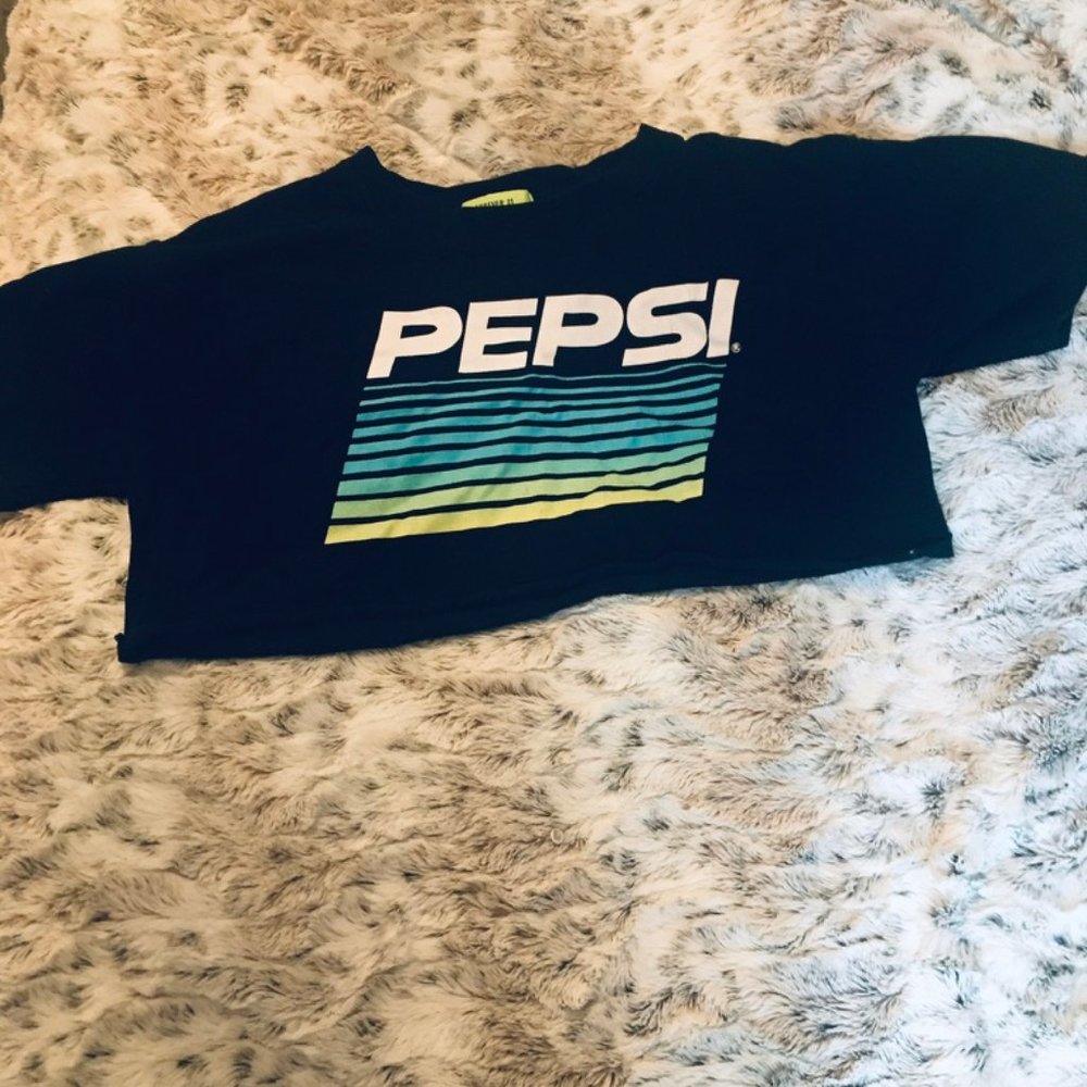 Cropped pepsi FOREVER 21 shirt